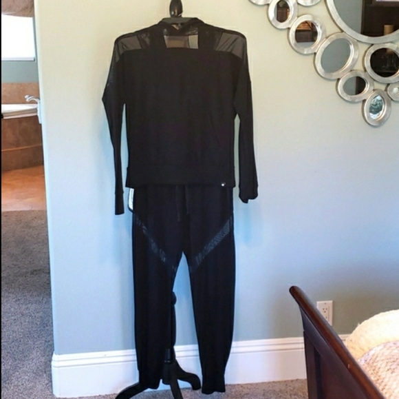 Jogger Set small - Picture 6 of 7